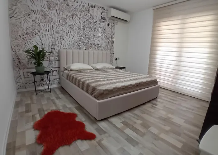 Marta's * Tirana